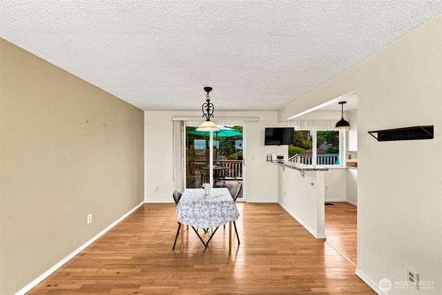 1729 S Jackson Avenue, Tacoma, WA 98465