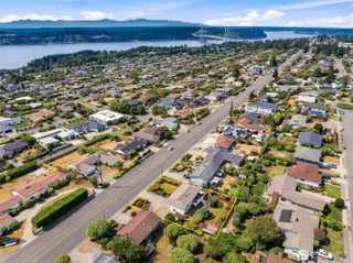 1729 S Jackson Avenue, Tacoma, WA 98465