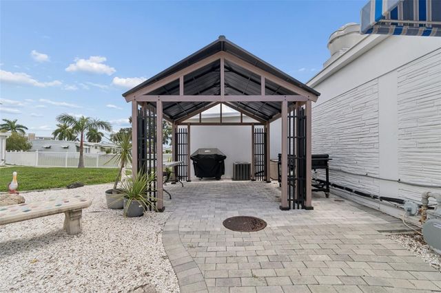 18675 US HIGHWAY 19 N 116, Clearwater, FL 33764