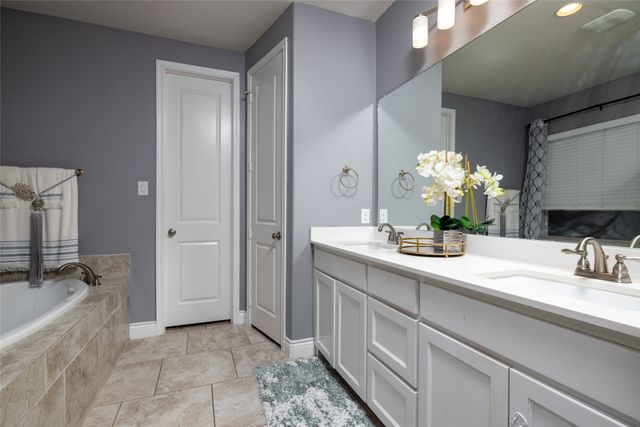 967 Canterbury Lane, Forney, TX 75126