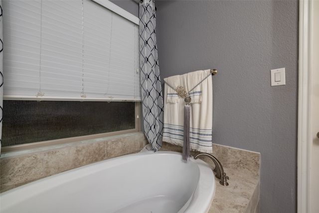 967 Canterbury Lane, Forney, TX 75126