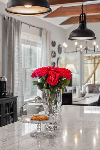 1 Firefly Landing, Newmarket, NH 03857