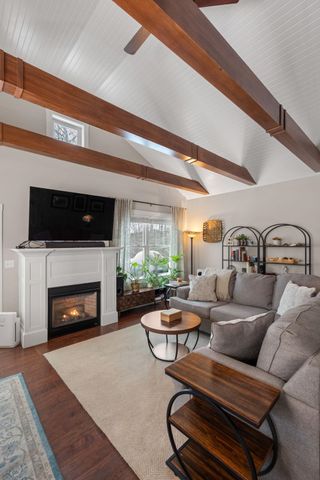 1 Firefly Landing, Newmarket, NH 03857