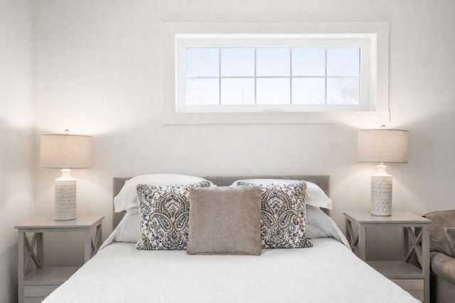 1 Firefly Landing, Newmarket, NH 03857