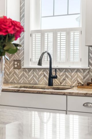 1 Firefly Landing, Newmarket, NH 03857