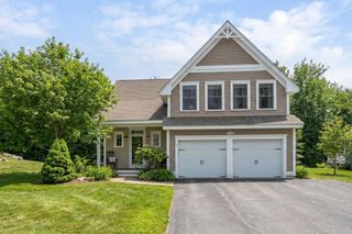 1 Firefly Landing, Newmarket, NH 03857