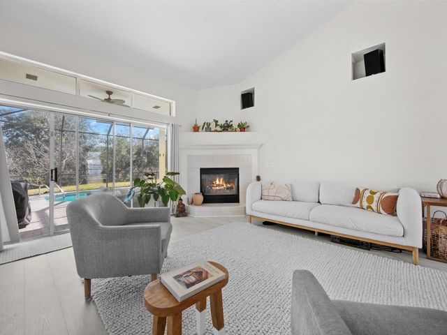 520 Peninsula Ct, St Augustine, FL 32080