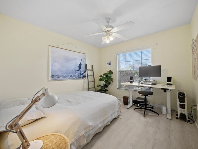 520 Peninsula Ct, St Augustine, FL 32080