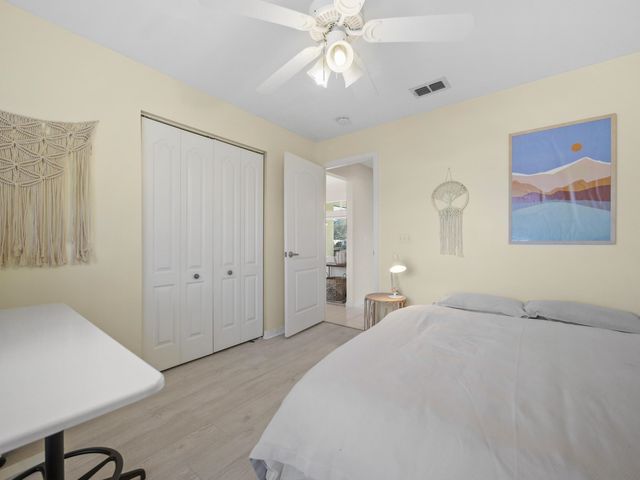 520 Peninsula Ct, St Augustine, FL 32080