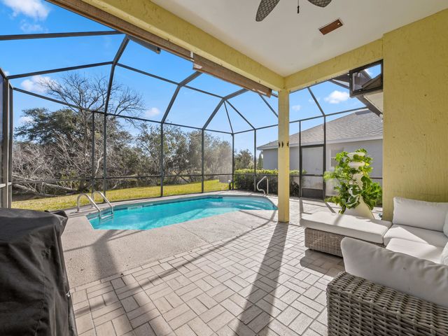 520 Peninsula Ct, St Augustine, FL 32080