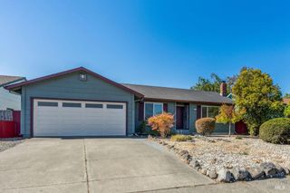 1120 S Mcdowell Blvd, Petaluma, CA 94954