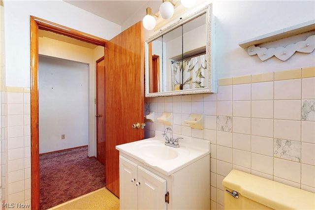 903 Logan Avenue, Mingo Junction, OH 43938