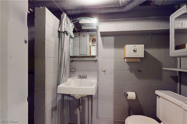 903 Logan Avenue, Mingo Junction, OH 43938