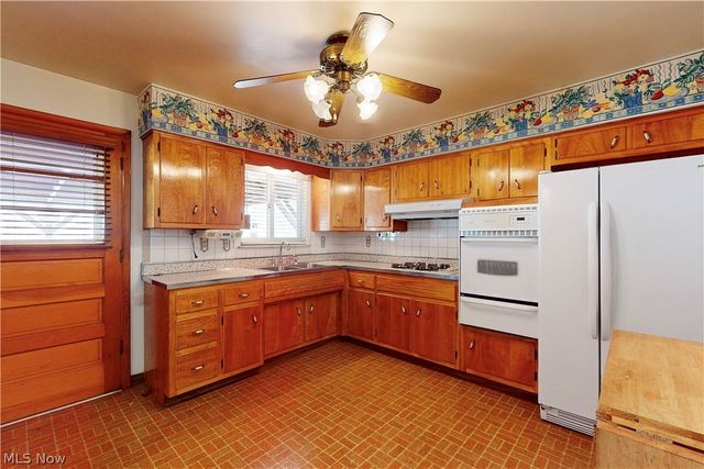 903 Logan Avenue, Mingo Junction, OH 43938