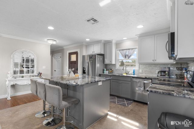 7 SURREY CIRCLE, Wichita Falls, TX 76309