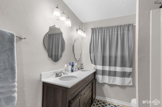 7 SURREY CIRCLE, Wichita Falls, TX 76309