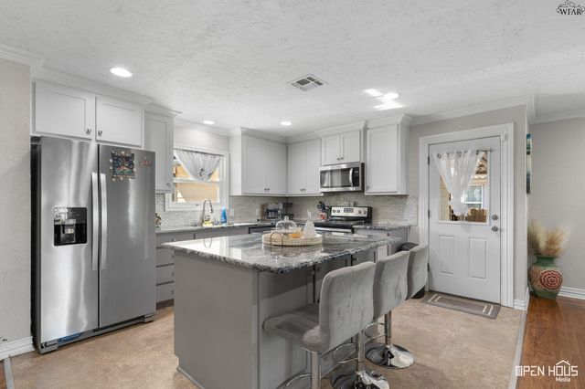 7 SURREY CIRCLE, Wichita Falls, TX 76309