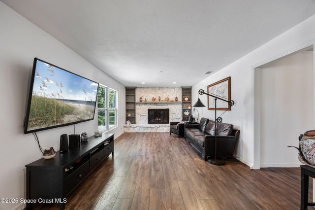 6885 Orchid Tree Drive, Grant, FL 32949