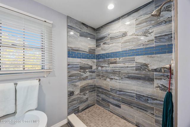 6885 Orchid Tree Drive, Grant, FL 32949