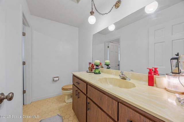 6885 Orchid Tree Drive, Grant, FL 32949