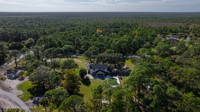 6885 Orchid Tree Drive, Grant, FL 32949