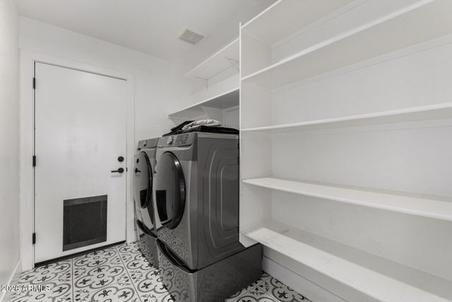 5117 S 23RD Drive, Phoenix, AZ 85041