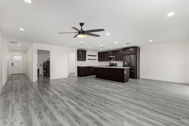 5117 S 23RD Drive, Phoenix, AZ 85041