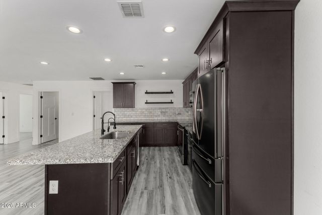 5117 S 23RD Drive, Phoenix, AZ 85041