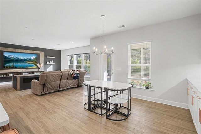 669 Fairway Drive, Acworth, GA 30101