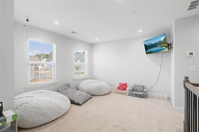 669 Fairway Drive, Acworth, GA 30101