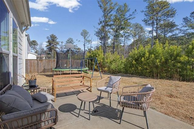 669 Fairway Drive, Acworth, GA 30101