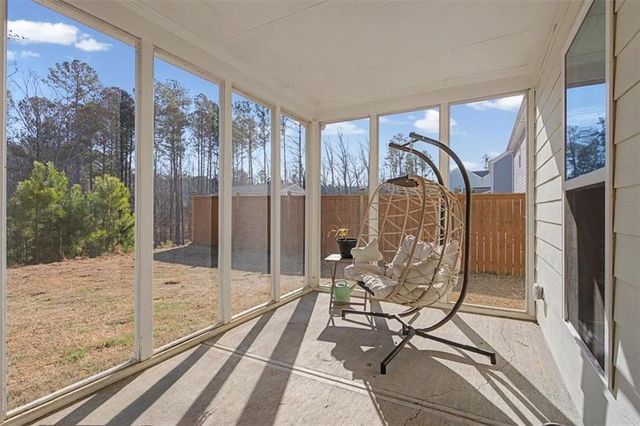 669 Fairway Drive, Acworth, GA 30101