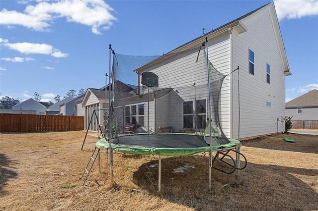 669 Fairway Drive, Acworth, GA 30101