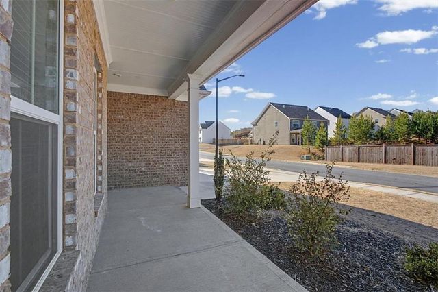 669 Fairway Drive, Acworth, GA 30101