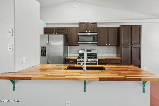 1236 Goldeneye Drive, Fallon, NV 89406