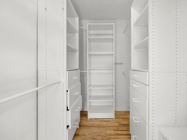 615 Saw Mill Brook Pkway, Newton, MA 02459