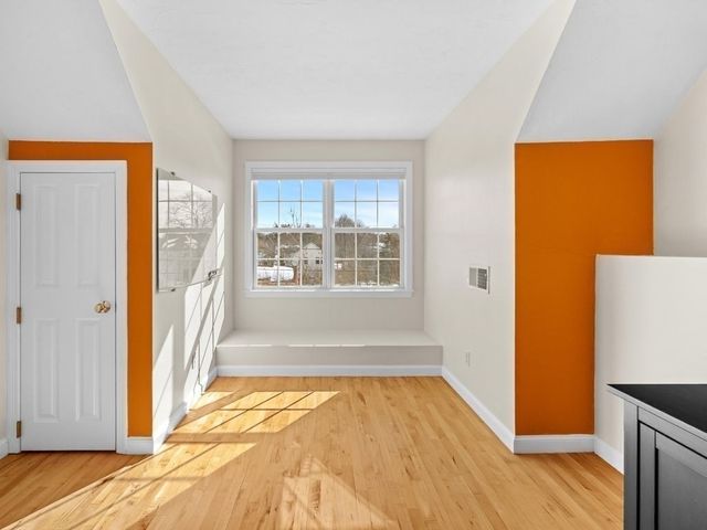 615 Saw Mill Brook Pkway, Newton, MA 02459