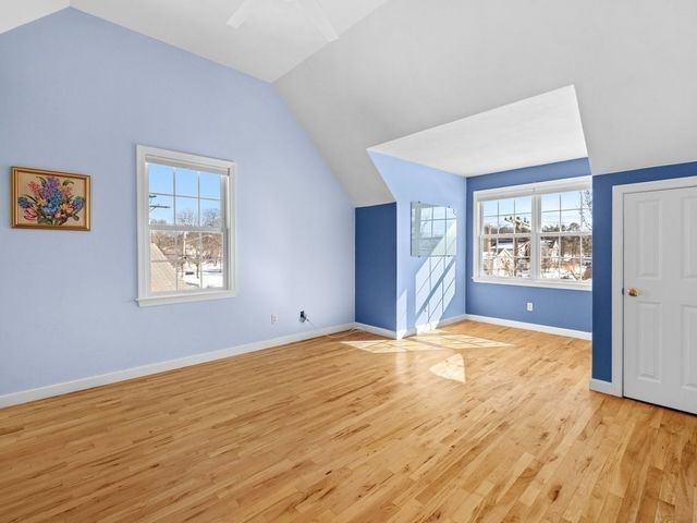 615 Saw Mill Brook Pkway, Newton, MA 02459