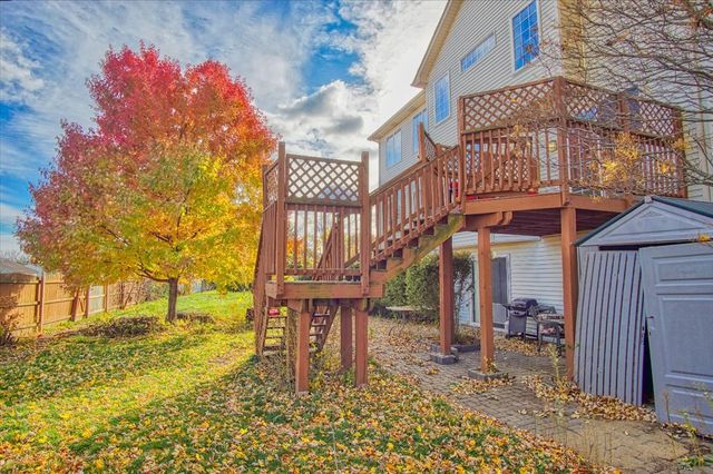 1731 Redwood Lane, Mchenry, IL 60050