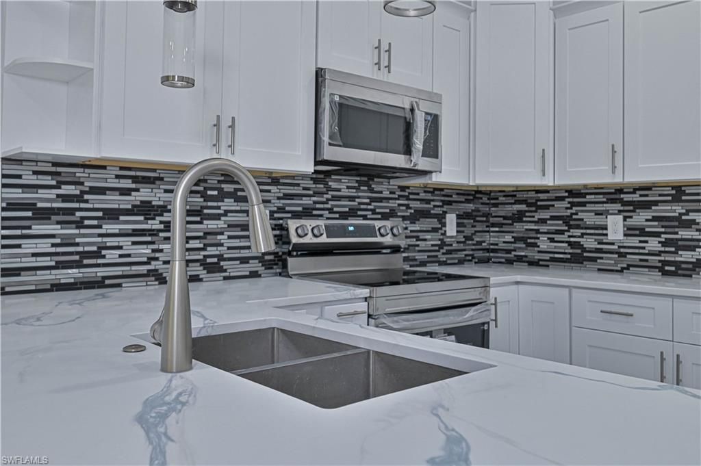 4338 Lexington AVE, FORT MYERS, FL 33905 — photo 4