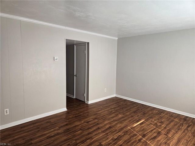 5602 Banbury CT, Virginia Beach, VA 23462