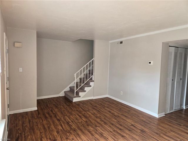 5602 Banbury CT, Virginia Beach, VA 23462