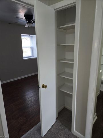 5602 Banbury CT, Virginia Beach, VA 23462