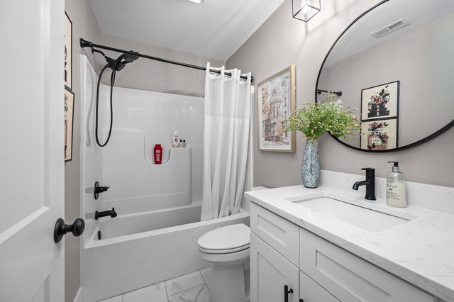 3037 Shanes Way 0, Bettendorf, IA 52722