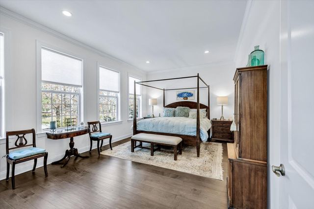 34 Briarwood, Plymouth, MA 02360