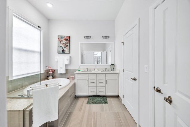 34 Briarwood, Plymouth, MA 02360