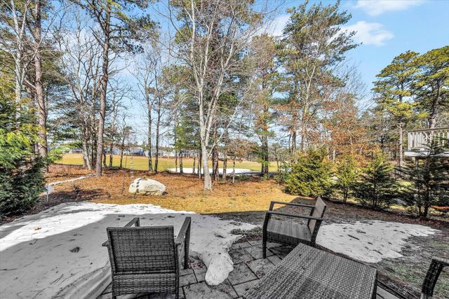 34 Briarwood, Plymouth, MA 02360