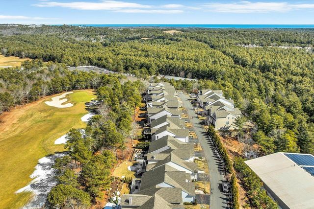 34 Briarwood, Plymouth, MA 02360