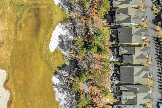 34 Briarwood, Plymouth, MA 02360