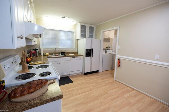 3868 Windsor Woods BLVD, Virginia Beach, VA 23452
